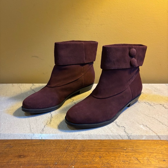 Naturalizer Voyage Maroon Suede Leather Ankle Boots Womens Size 10M - Picture 1 of 9
